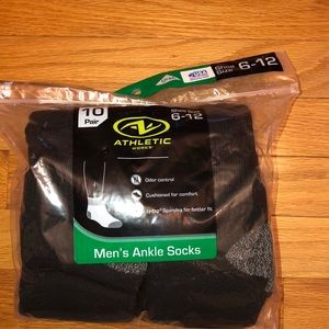 Men’s ankle shorts NWT